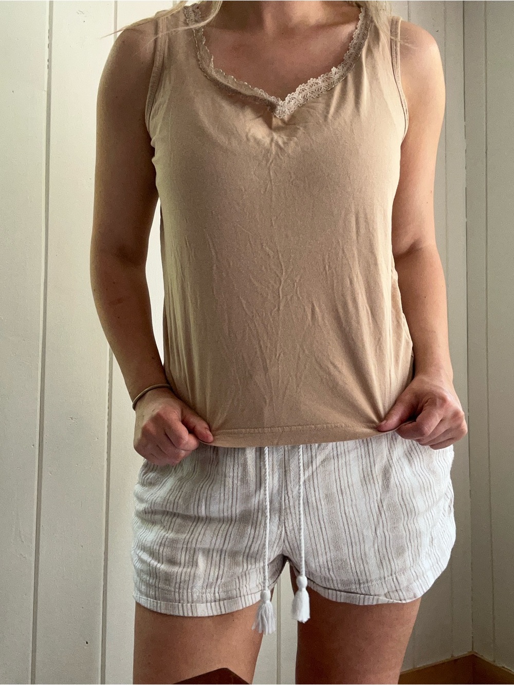 Vintage Cotton Beige Lace-Trim‎ Tank Top
